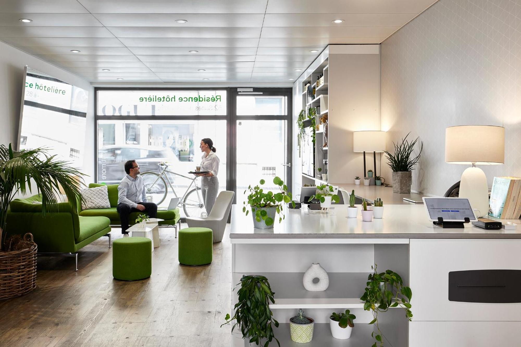 Base Nyon Hotell Eksteriør bilde