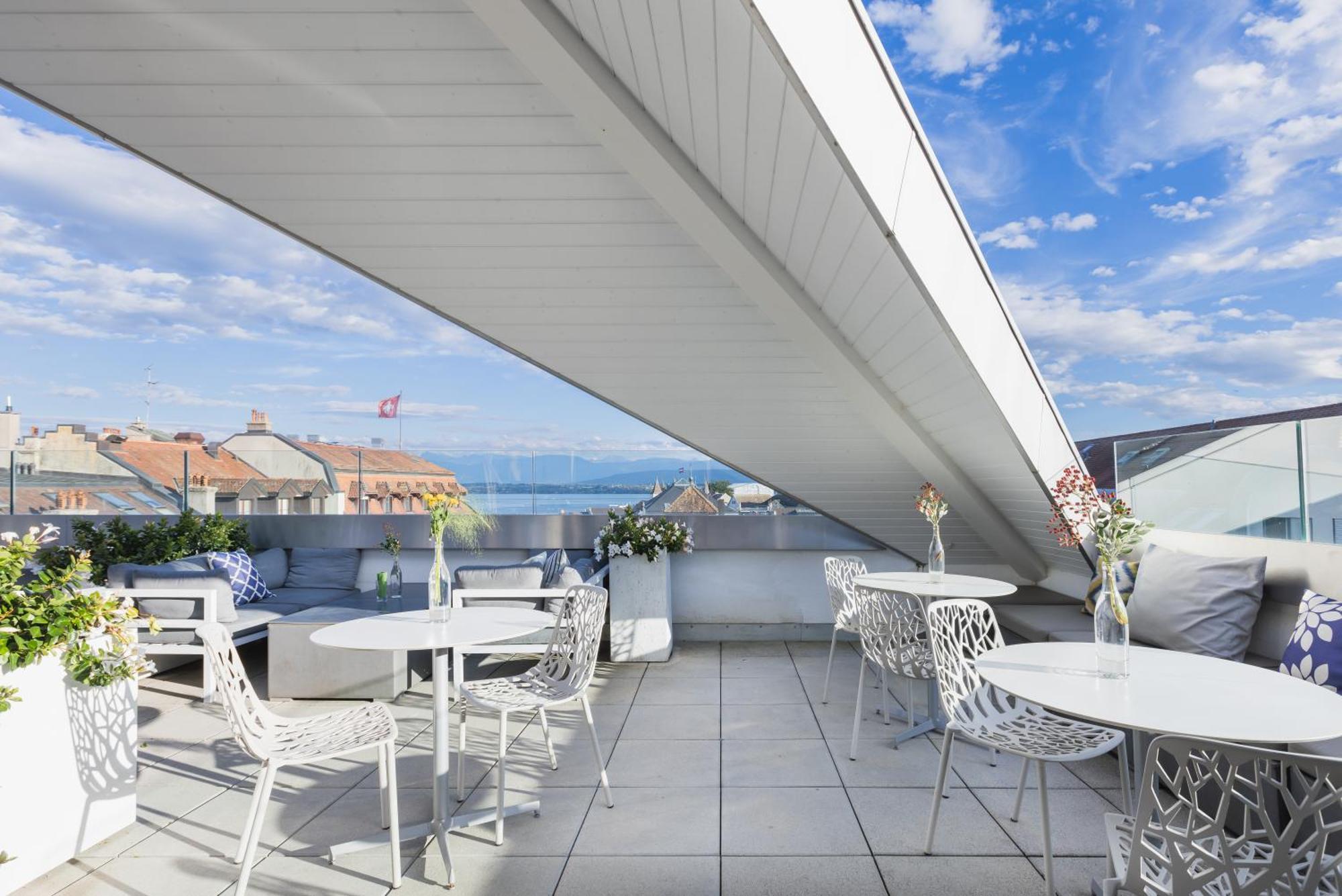 Base Nyon Hotell Eksteriør bilde